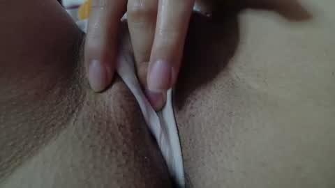 Snapshot of vainilla_cam chatting on 07/07/26, 06:47 Vainilla online show from 07/07/26, 06:47