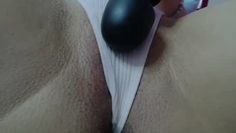 Snapshot of vainilla_cam chatting on 07/07/26, 07:23 Vainilla online show from 07/07/26, 07:23