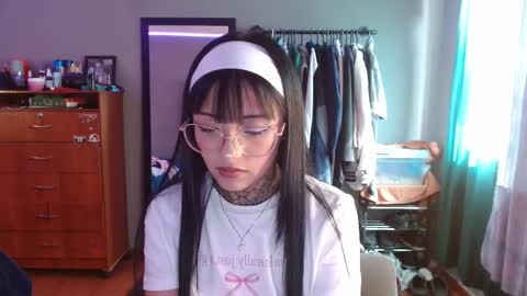 valentina online show from 12/19/25, 06:59