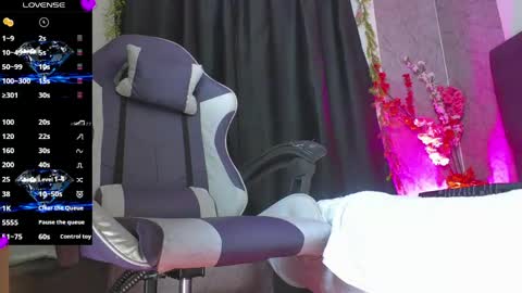 Valery online show from 05/17/26, 03:59