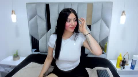 VALENTINA online show from 12/02/24, 05:48