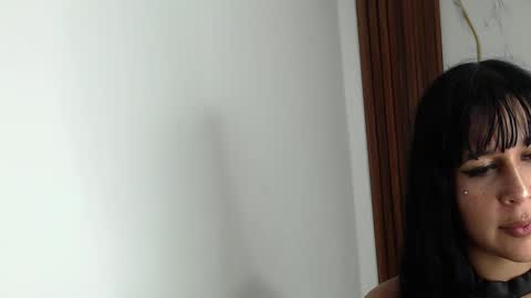 valen_ross7 online show from 02/04/26, 06:47