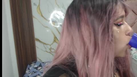 valen_ross7 online show from 03/03/26, 11:49