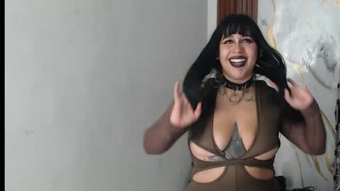 valen_ross7 online show from 06/11/26, 05:44