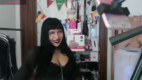 valen_ross7 online show from 07/10/26, 02:52