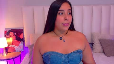Snapshot of valen_scott_ chatting on 07/06/26, 12:46 Valen Scott online show from 07/06/26, 12:46