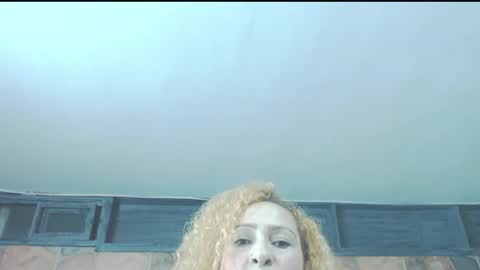 Snapshot of valenciajaqueline45 chatting on 06/25/26, 12:10 Katyy Love online show from 06/25/26, 12:10