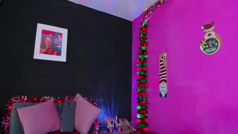 valentina milan online show from 12/11/24, 01:58