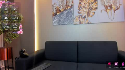 valentina milan online show from 04/10/26, 04:39