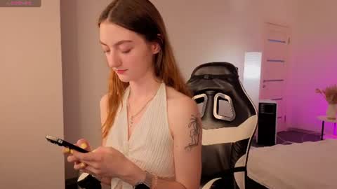 Nora online show from 07/18/26, 11:14