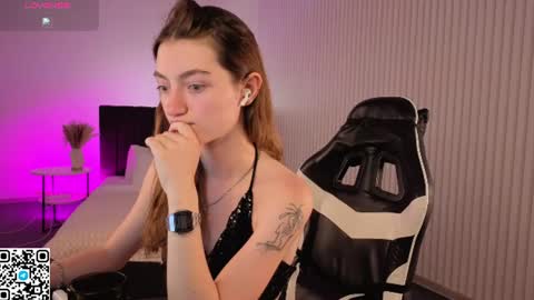 Nora online show from 07/29/26, 11:19
