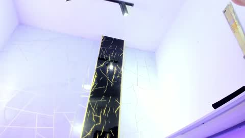 VALENTIN  online show from 03/31/26, 04:13