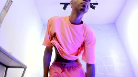 VALENTIN  online show from 04/15/26, 03:02