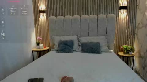 valentina robertson online show from 06/17/26, 10:54