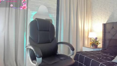 Valen online show from 11/15/25, 12:34