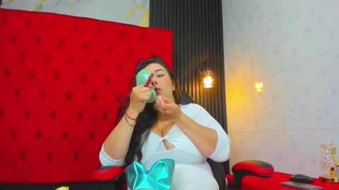 Snapshot of valentina_coba11 chatting on 02/02/26, 07:45 Valentina online show from 02/02/26, 07:45