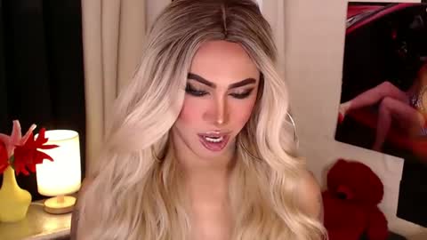 Amanda online show from 02/06/25, 10:21