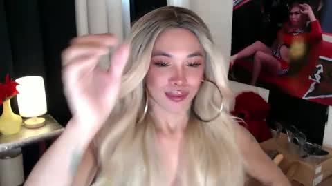 Amanda online show from 03/10/25, 07:53