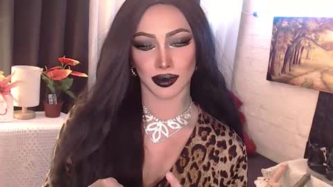 Amanda online show from 10/19/25, 06:14