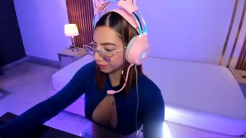 Snapshot of valentina_greco chatting on 07/01/26, 07:24 Valentina online show from 07/01/26, 07:24