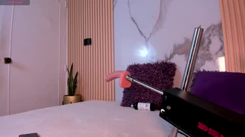 Snapshot of valentina_lux1 chatting on 02/08/25, 02:58 Valentina online show from 02/08/25, 02:58