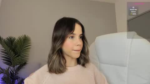 Snapshot of valentina_m17 chatting on 02/27/25, 09:47 VALENTINA online show from 02/27/25, 09:47