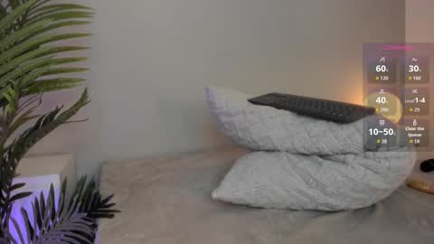 Snapshot of valentina_m17 chatting on 09/30/25, 12:04 VALENTINA online show from 09/30/25, 12:04