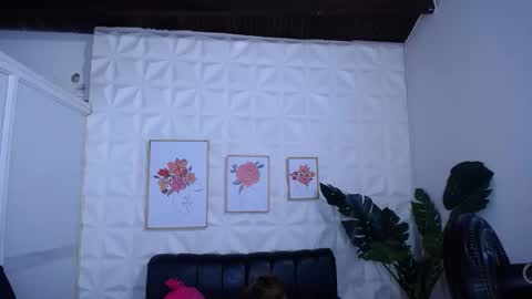 Valentina  online show from 02/25/26, 08:51