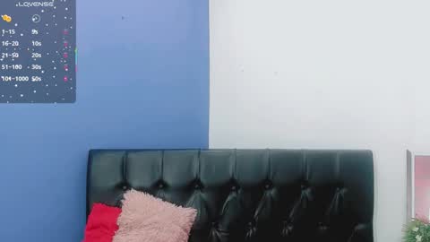 Snapshot of valentina_princess_ chatting on 09/19/25, 05:42 valentina_princess_ online show from 09/19/25, 05:42