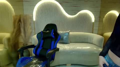 Valentina online show from 09/30/25, 03:22