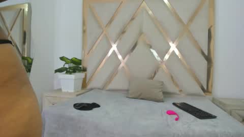 Snapshot of valentinaasm chatting on 03/28/26, 01:22 valentinaasm online show from 03/28/26, 01:22