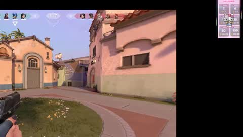 Snapshot of valentinagames chatting on 12/04/25, 04:44 Valentina online show from 12/04/25, 04:44