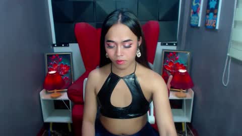 Snapshot of valentinalustontop chatting on 03/08/25, 10:54 JM DONT FORGET TO FOLLOW ME online show from 03/08/25, 10:54