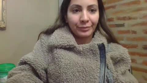 valentinaseleni24 online show from 06/17/26, 12:02