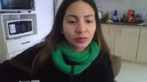 valentinaseleni24 online show from 06/21/26, 07:49
