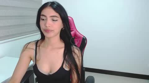 Valentina  online show from 04/19/26, 02:11