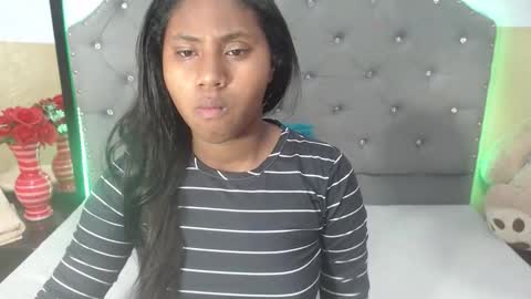 valentina vega online show from 11/21/25, 06:01