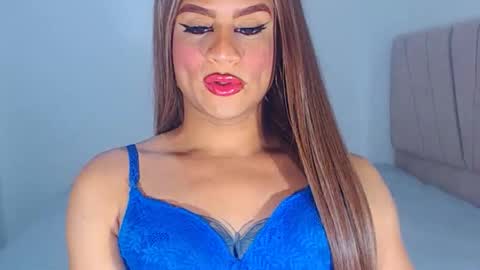 Snapshot of valentinaxxxdoll chatting on 11/26/25, 07:04 VALENTINA online show from 11/26/25, 07:04