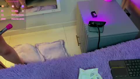 Mia  online show from 02/09/26, 08:35