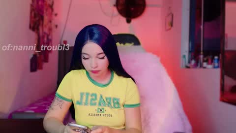 Danielle  Please help me to reach 300 thumbs up online show from 09/27/25, 12:15