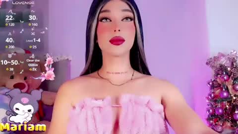 Snapshot of valentinne_marian chatting on 12/22/24, 06:06 Marian online show from 12/22/24, 06:06