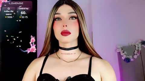 Snapshot of valentinne_marian chatting on 03/01/25, 07:41 Marian online show from 03/01/25, 07:41