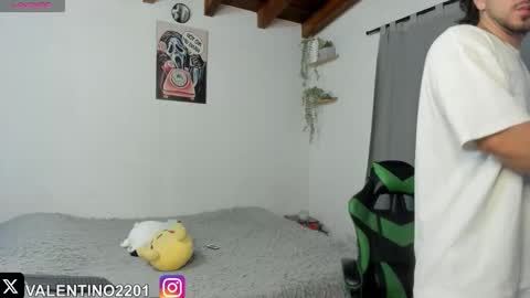 valentino online show from 11/26/25, 11:50