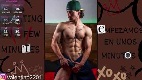 Snapshot of valentino2201 chatting on 02/15/26, 02:19 valentino online show from 02/15/26, 02:19