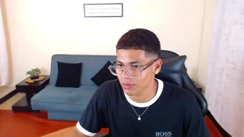 Valentino  online show from 04/10/26, 09:08