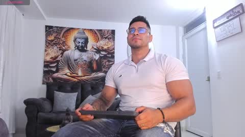    online show from 12/24/24, 02:54