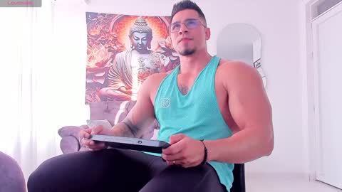    online show from 01/07/25, 09:46