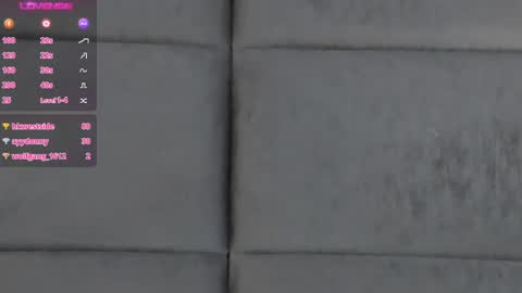 valentino moon online show from 01/18/25, 06:34