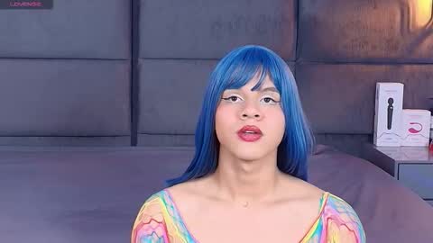 valentino moon online show from 11/02/25, 03:09