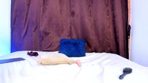 VALENTINO MOURA online show from 02/27/25, 03:15